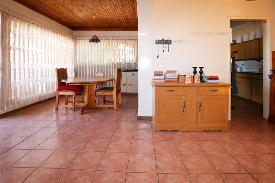 4 Bedroom Property for Sale in Flimieda North West